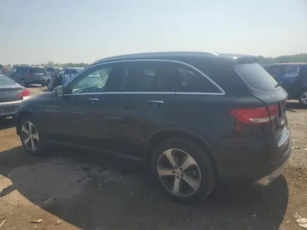 WDC0G4JB8GF103607 2016 MERCEDES-BENZ GLC - Image 2
