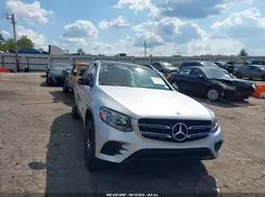 WDC0G4JB8GF109679 2016 MERCEDES-BENZ GLC