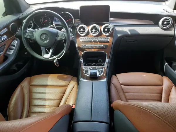 WDC0G4JB8HF119873 2017 MERCEDES-BENZ GLC - Image 8