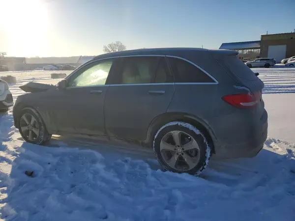 WDC0G4JB8HF121154 2017 MERCEDES-BENZ GLC - Image 2