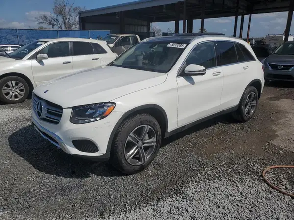 WDC0G4JB8HF126323 2017 MERCEDES-BENZ GLC - Image 1