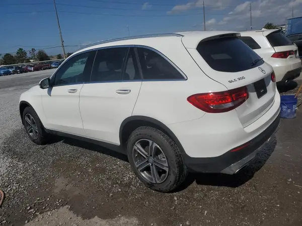 WDC0G4JB8HF126323 2017 MERCEDES-BENZ GLC - Image 2