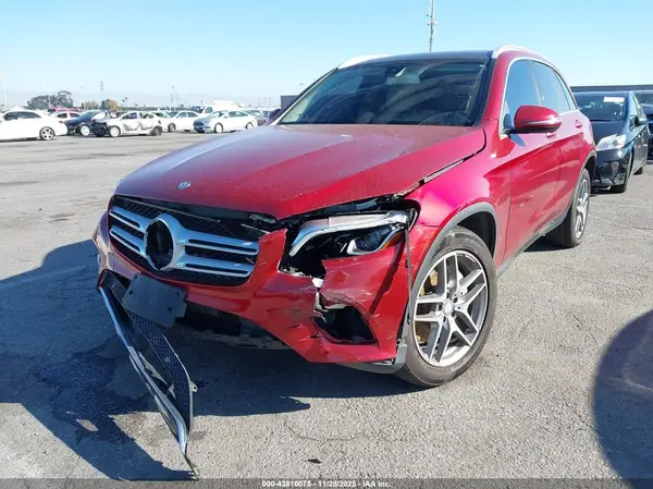WDC0G4JB8HF132896 2017 MERCEDES-BENZ GLC - Image 2