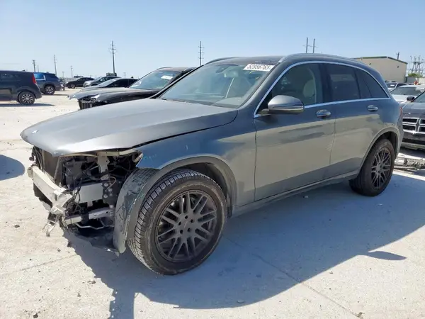 WDC0G4JB8HF132915 2017 MERCEDES-BENZ GLC - Image 1