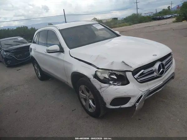 WDC0G4JB8HF135023 2017 MERCEDES-BENZ GLC - Image 1