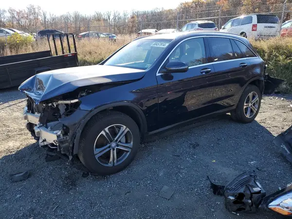 WDC0G4JB8HF137760 2017 MERCEDES-BENZ GLC - Image 1