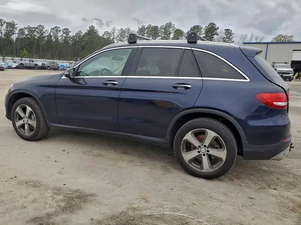 WDC0G4JB8HF193679 2017 MERCEDES-BENZ GLC - Image 2