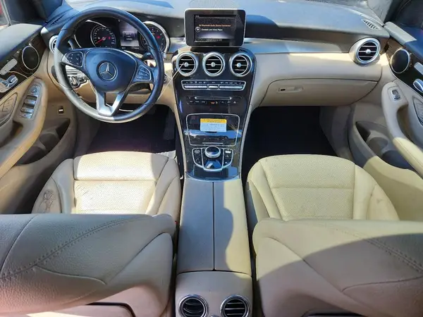 WDC0G4JB8HF254660 2017 MERCEDES-BENZ GLC - Image 8