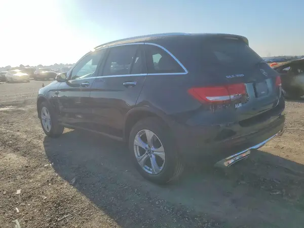 WDC0G4JB8HF256909 2017 MERCEDES-BENZ GLC - Image 2