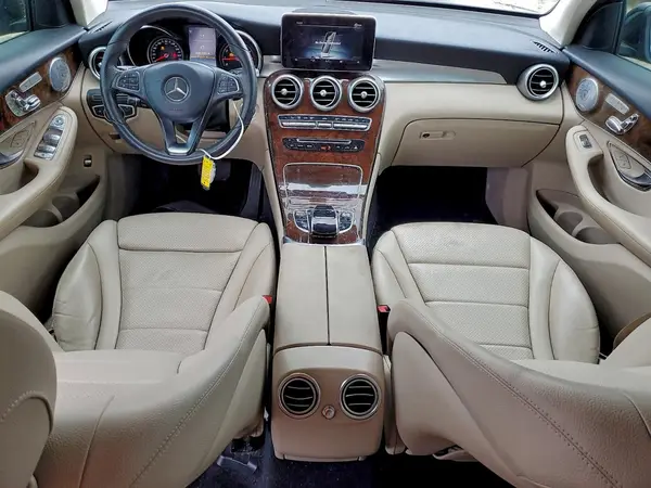 WDC0G4JB8HF257123 2017 MERCEDES-BENZ GLC - Image 8
