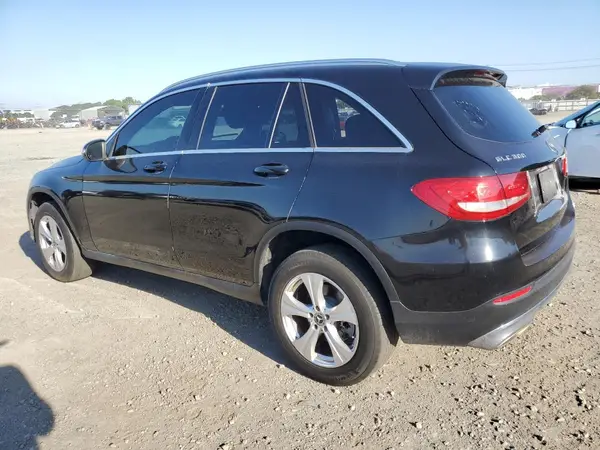 WDC0G4JB8HV011775 2017 MERCEDES-BENZ GLC - Image 2