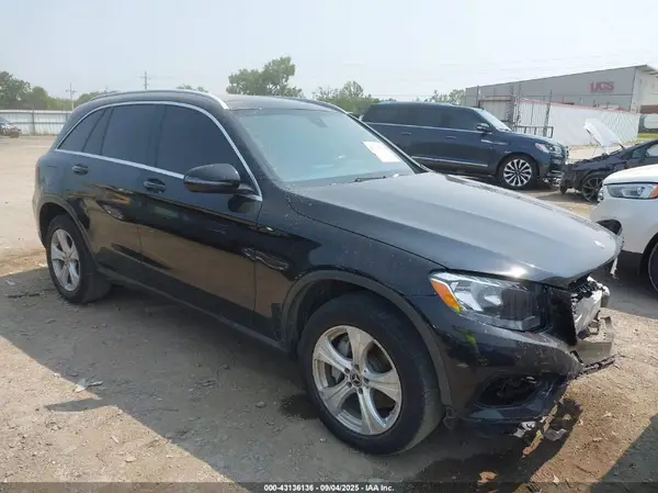 WDC0G4JB8HV012263 2017 MERCEDES-BENZ GLC - Image 1