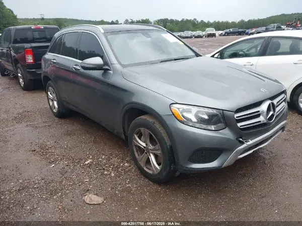 WDC0G4JB8JV028713 2018 MERCEDES-BENZ GLC - Image 1