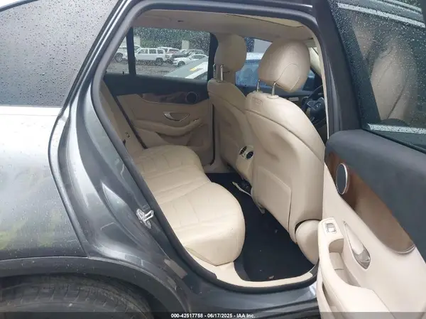 WDC0G4JB8JV028713 2018 MERCEDES-BENZ GLC - Image 8