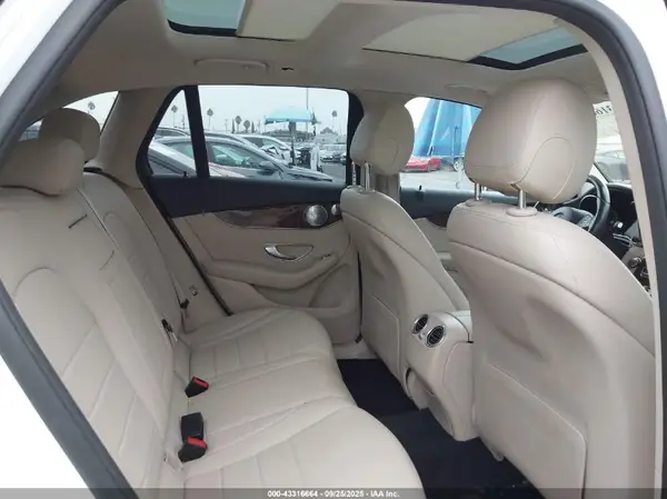 WDC0G4JB8JV041266 2018 MERCEDES-BENZ GLC - Image 8