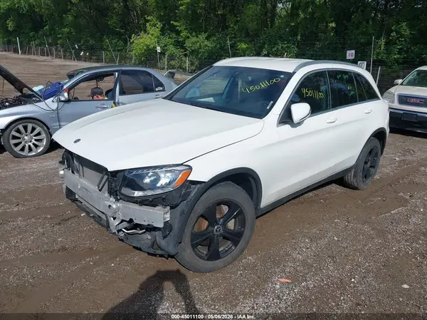 WDC0G4JB8JV052283 2018 MERCEDES-BENZ GLC - Image 2