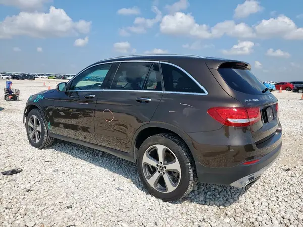 WDC0G4JB8JV055328 2018 MERCEDES-BENZ GLC - Image 2