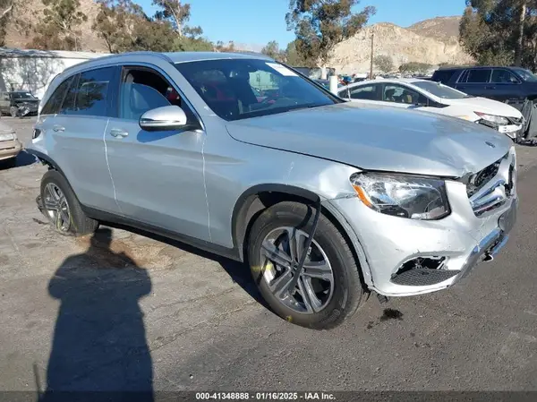 WDC0G4JB8JV057614 2018 MERCEDES-BENZ GLC - Image 1
