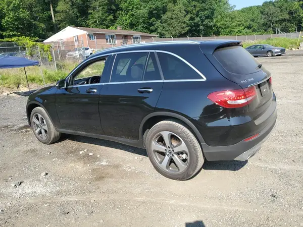 WDC0G4JB8JV061971 2018 MERCEDES-BENZ GLC - Image 2