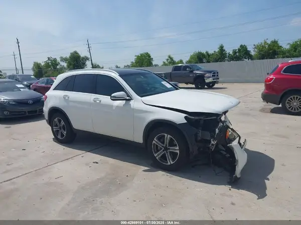 WDC0G4JB8JV071996 2018 MERCEDES-BENZ GLC - Image 1
