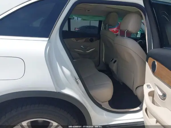 WDC0G4JB8JV071996 2018 MERCEDES-BENZ GLC - Image 8
