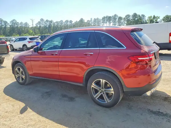 WDC0G4JB8JV077314 2018 MERCEDES-BENZ GLC - Image 2