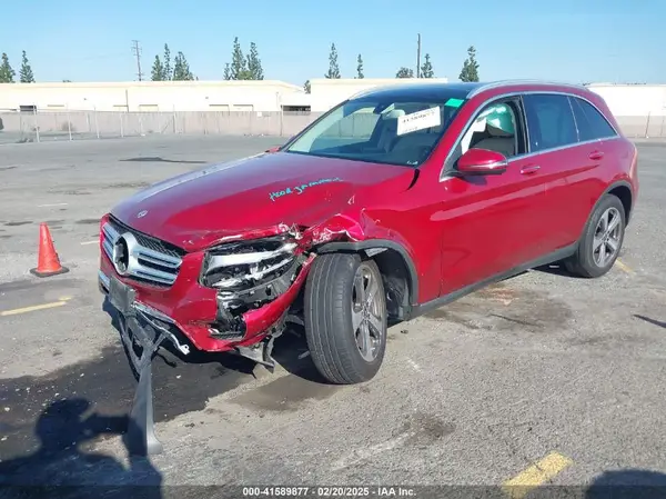 WDC0G4JB8JV082092 2018 MERCEDES-BENZ GLC - Image 2