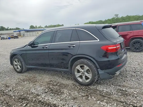 WDC0G4JB8JV112806 2018 MERCEDES-BENZ GLC - Image 2