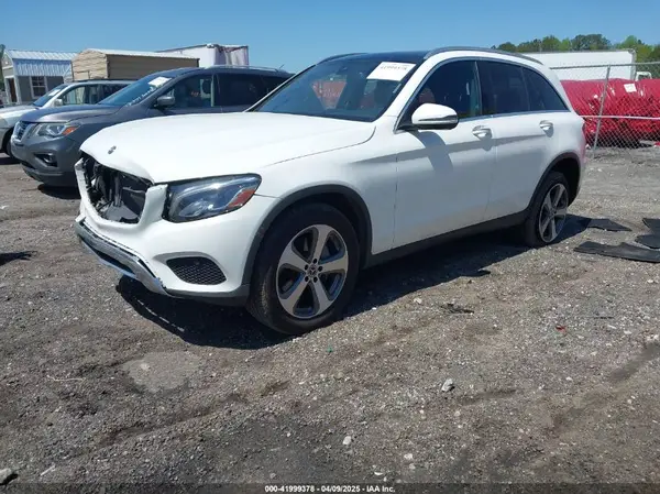 WDC0G4JB8KF594043 2019 MERCEDES-BENZ GLC - Image 2