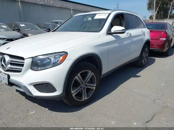 WDC0G4JB8KF609480 2019 MERCEDES-BENZ GLC - Image 2
