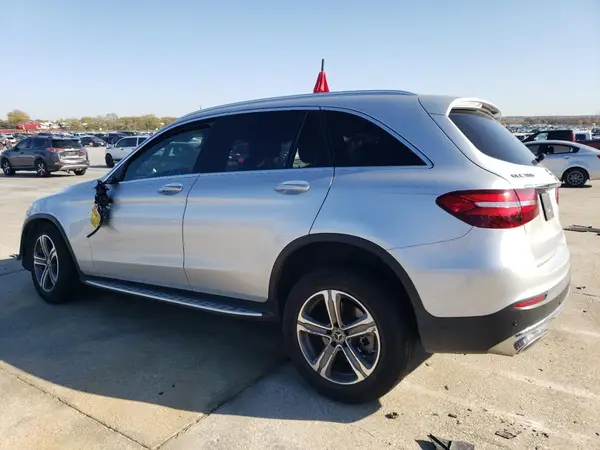 WDC0G4JB8KF621838 2019 MERCEDES-BENZ GLC - Image 2