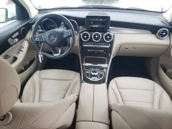 WDC0G4JB8KV155415 2019 MERCEDES-BENZ GLC - Image 8