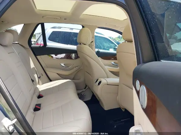 WDC0G4JB8KV165703 2019 MERCEDES-BENZ GLC - Image 8