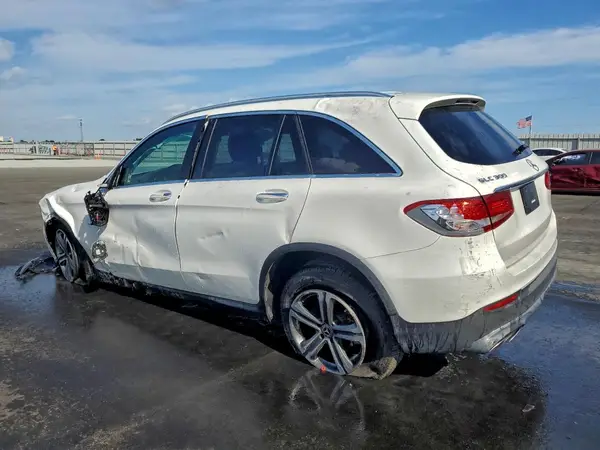 WDC0G4JB8KV165748 2019 MERCEDES-BENZ GLC - Image 2
