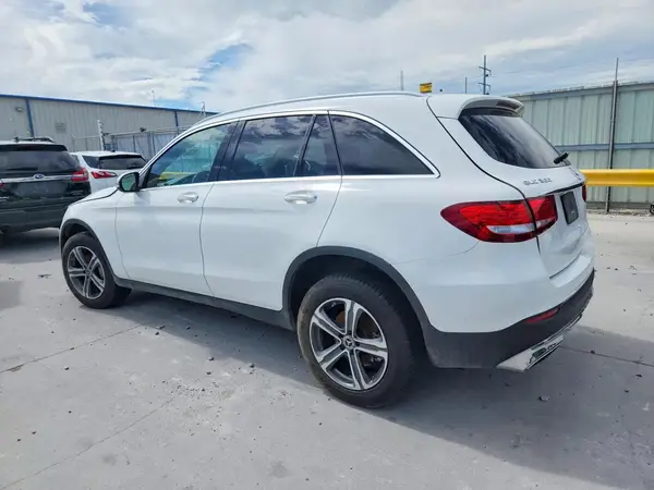 WDC0G4JB8KV174109 2019 MERCEDES-BENZ GLC - Image 2