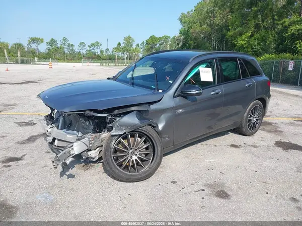 WDC0G4JB8KV182386 2019 MERCEDES-BENZ GLC - Image 2