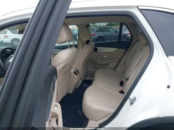 WDC0G4JB8KV182470 2019 MERCEDES-BENZ GLC - Image 8