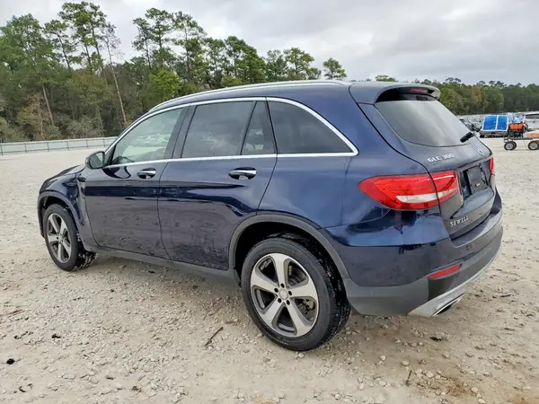 WDC0G4JB9GF008750 2016 MERCEDES-BENZ GLC - Image 2