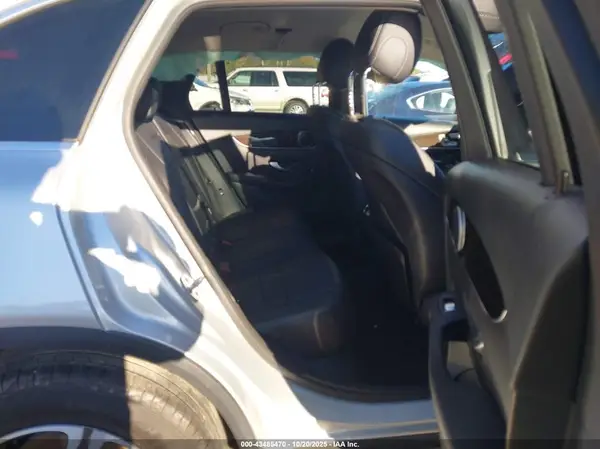 WDC0G4JB9GF054935 2016 MERCEDES-BENZ GLC - Image 8