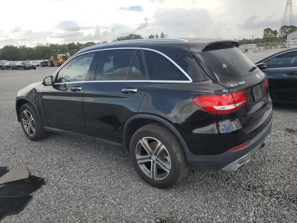 WDC0G4JB9GF060816 2016 MERCEDES-BENZ GLC - Image 2