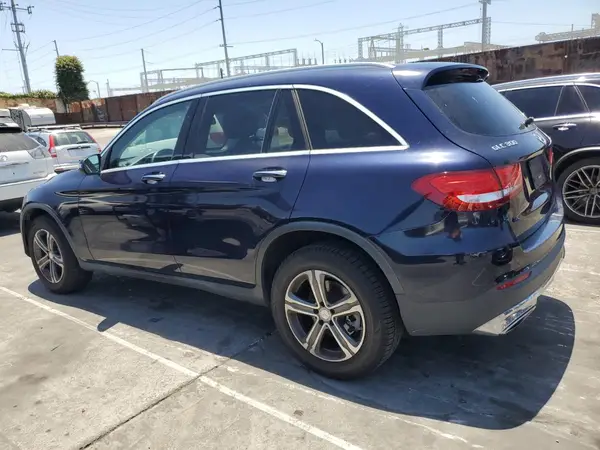 WDC0G4JB9GF078894 2016 MERCEDES-BENZ GLC - Image 2