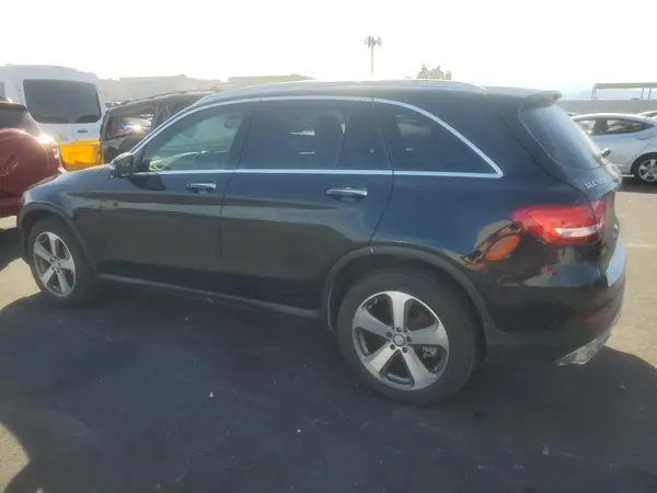 WDC0G4JB9GF079561 2016 MERCEDES-BENZ GLC - Image 2