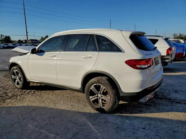 WDC0G4JB9GF099714 2016 MERCEDES-BENZ GLC - Image 2