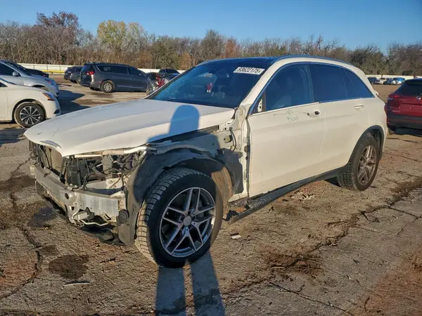 WDC0G4JB9GF100876 2016 MERCEDES-BENZ GLC - Image 1