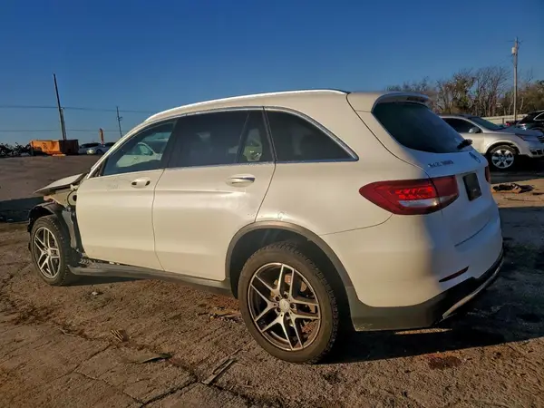 WDC0G4JB9GF100876 2016 MERCEDES-BENZ GLC - Image 2