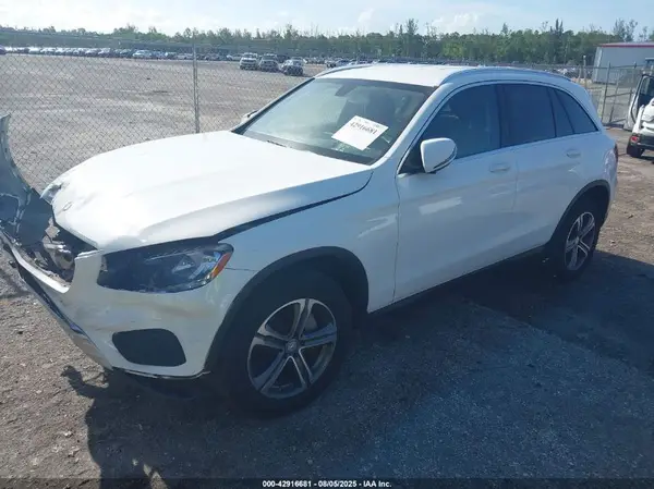 WDC0G4JB9GF112123 2016 MERCEDES-BENZ GLC - Image 2