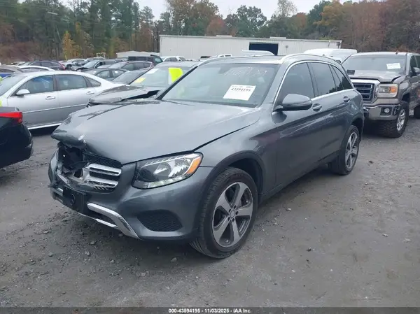 WDC0G4JB9HF116979 2017 MERCEDES-BENZ GLC - Image 2
