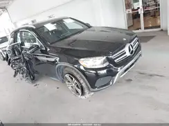 WDC0G4JB9HF121728 2017 MERCEDES-BENZ GLC