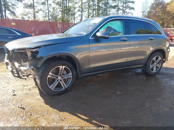 WDC0G4JB9HF136939 2017 MERCEDES-BENZ GLC - Image 2