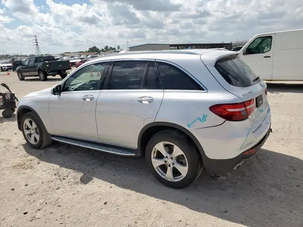 WDC0G4JB9HF144832 2017 MERCEDES-BENZ GLC - Image 2